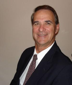 Send a message to Larry Davis,Broker