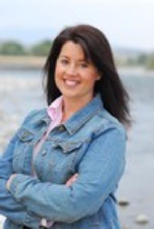 Send a message to Michelle Becker,Broker/owner, CRS, ABR, GRI, CRB